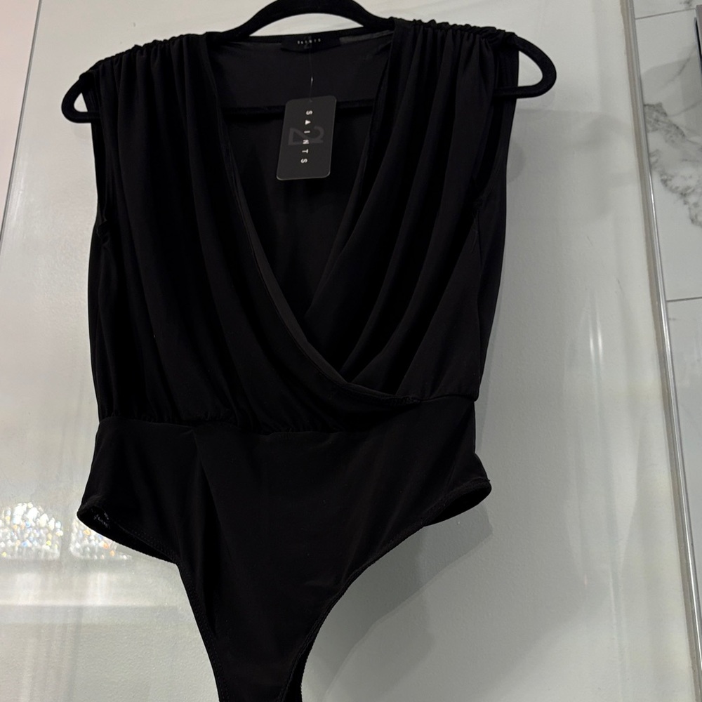Black Draped V-Neck Bodysuit - Picture 5 of 7